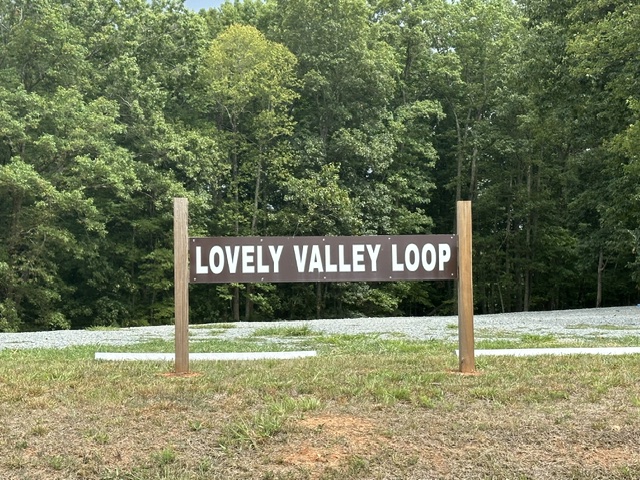 Lovely Valley Loop trail